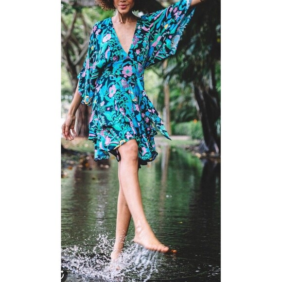 FIGUE Malia Mini Dress M Floral Print Flouncy Boho Deep V-neck Kimono Sleeve New